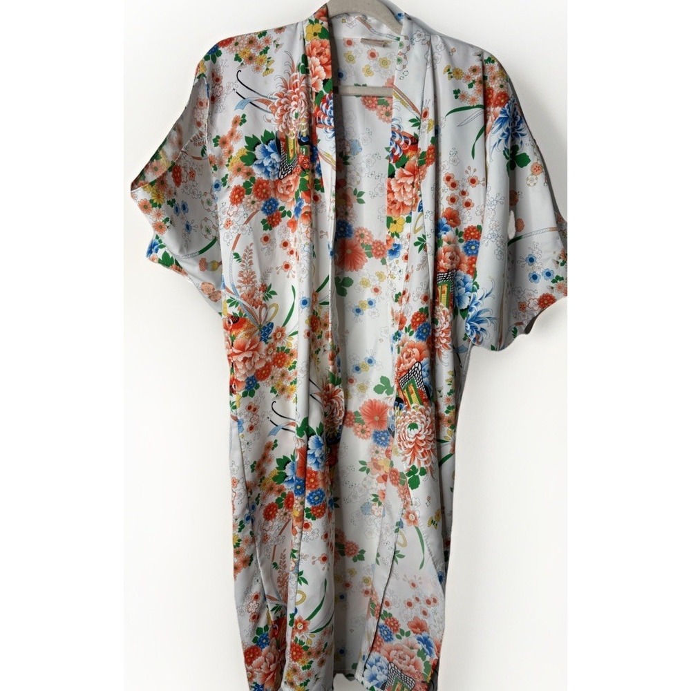 Vintage Kimono Floral Robe Japan Size 40 Mint Condition - Picture 1 of 12